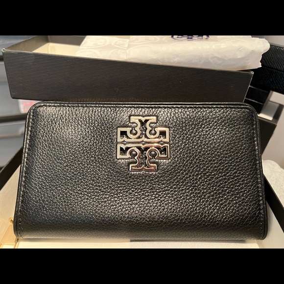 Tory Burch black zip around leather wallet - Picture 1 of 2
